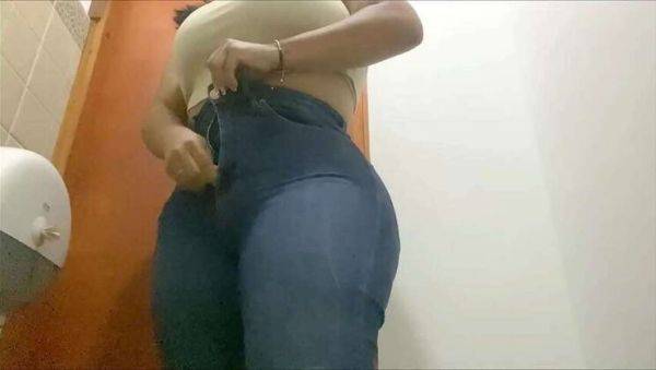 Latina Kamuristar with Curvy Booty in Shopping Center Bathroom - veryfreeporn.com on pornsfind.com