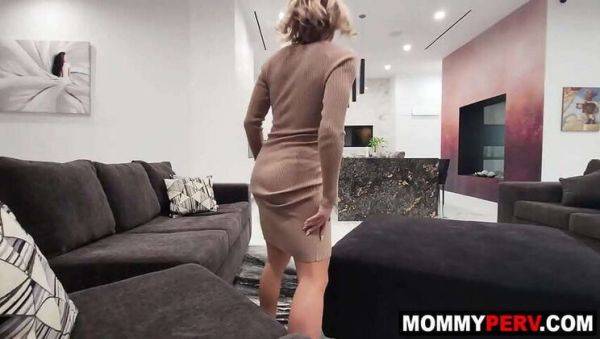 Blonde Step-Mom Craves Anal Sex from Step-Son - veryfreeporn.com - Russia on pornsfind.com