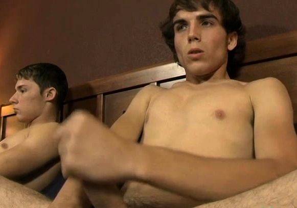 Nude twink enjoys his large knob in a self pleasuring solo - drtuber.com on pornsfind.com