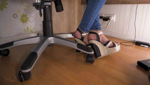 View full movie called : Peeking On Hot Secretary Teasing Sexy Feet In High Heels Underdesk