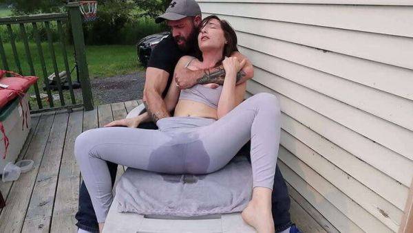 Squirting and Cumming in Yoga Pants: Outdoor MILF Action with Jessica Rose3588 - xxxfiles.com on pornsfind.com