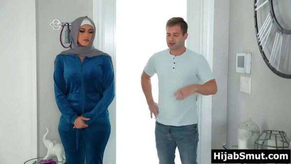 Innocent Muslim Girl Experiences Her First Time With Neighbor - veryfreeporn.com on pornsfind.com