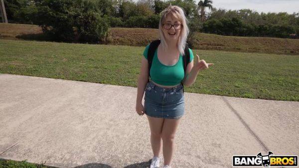 Nerdy Blonde Takes Big Dick - Annie Archer - videomanysex.com on pornsfind.com