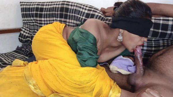 Play this hardcore movie of : Savita Bhabhi - Neighbor Ko Mast Pela