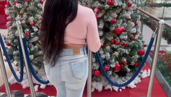 Play the HD video titled : Hot Christmas Fuck with Stranger - Real Homemade Teen Latina