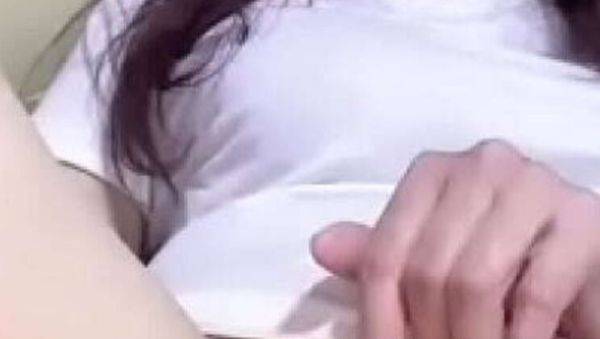 Enjoy watching the hardcore clip named : Amateur Girl Skyunited1 Masturbates and Squirts - Behind the Scenes 2025