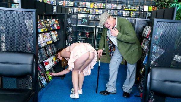 Stream uncut clip named : Ginger Grey and Evan Stone in Hot POV Blowjob with Big Ass and Small Tits