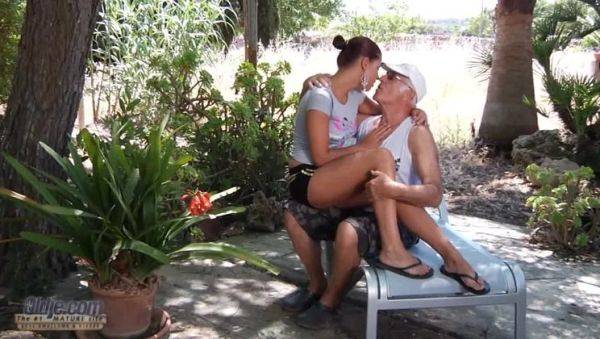 Stream uncut video named : Who Fucks my Girlfriend?