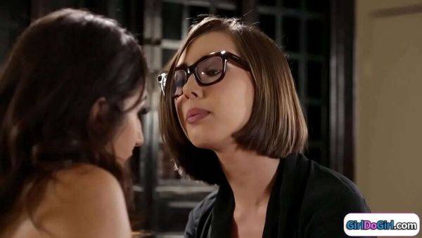 Play the uncut movie called : Boss Makes Employee Strip Out of Tight Dress - Lesbian Office Seduction with Jenna Sativa & April O'Neil