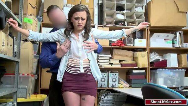 Play the HD scene titled : Store Officer Punishes Female Thief with Rough Anal Sex