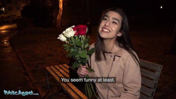 Enjoy watching the HD movie of : Aeysha's Valentine's Day Hotel Fuck - Blowjob, Doggystyle & Cumshot