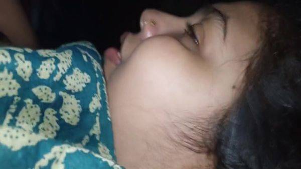 Enjoy watching complete scene called : Most Beautiful And New Love In Caring Husband & Wife Love, Newly Married Couples