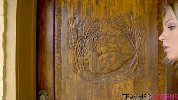 Enjoy watching this uncensored video of : Truth Or Dare - S1:E7