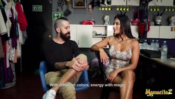 View this full movie titled : Mariana Martinez, Logan Salamanca - Caught Sending Nudes