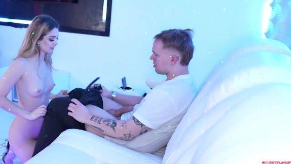 View the uncensored video named : Molly Little - Stepsisters Irresistible Seductions (2160) Upee