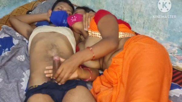 Watch this uncut movie of : Indian Desi Local Village Teen 18+ Bhabhi Outdoor Xxxx Video, Indian Beautiful Outdoor Sex Video With Village Bhabhi And Village Outdoor