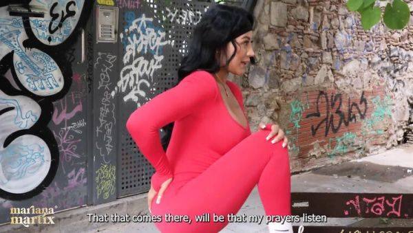 View this HD clip named : Colombian Amateur Mariana Martix Takes Huge Black Cock from Stranger in Barcelona - Interracial BBC Fuck