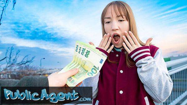 Play this uncensored video called : Public Agent Kate Quinn - Hot Brunette Dances Nude in Public Before Hard Fuck