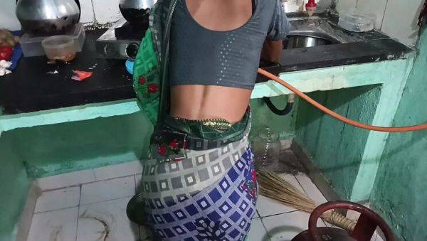 Play full movie of : Desi Bhabhi Raniki Chut Gets Doggy Style Fuck in Kitchen by Brother-in-Law's Big Cock