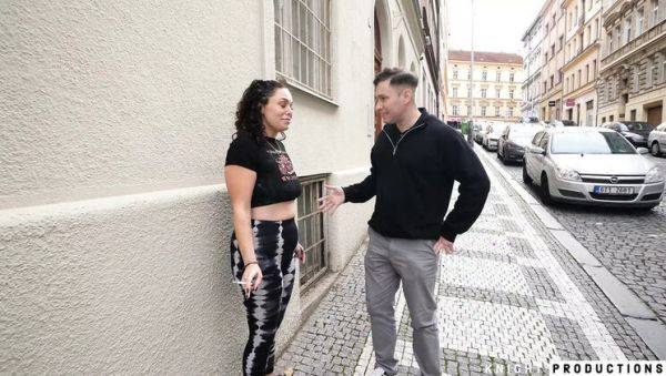 View the uncut video : Buttplug Betty Hardcore Fuck with Big Natural Tits - Rough Tourist Sex