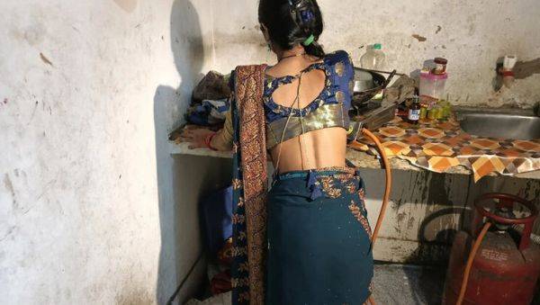 View this HD clip of : Bhabhi Ji Room Me Choda HD Desi Sex Video Blowjob Doggy Style