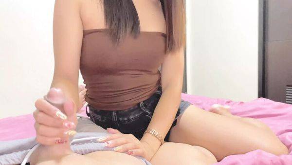 Play HD video of : Filipina Teen Shena Mae Blowjob and Creampie with Stranger POV