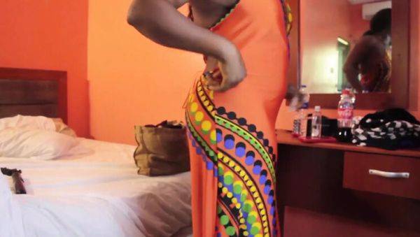 Enjoy watching HD movie named : Amateur Foursome With Itxbush: Black Couple Takes Turns On Her In Missionary And Blowjob Positions