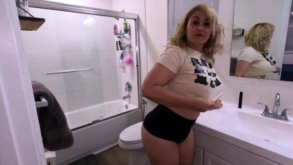 View the hardcore scene of : Amateur Latina MILF Gets Fucked Hard in Bathroom - Homemade POV Sex Tape