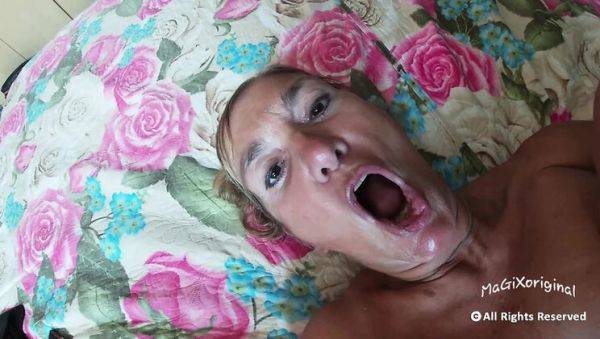 Stream the complete video titled : Hot Stepmom Blowjob with Big Cock in 4k - Amateur Italian MILF