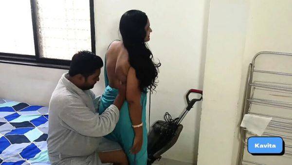 Play HD video called : Kavita's Hairy Pussy Fucked in Silk Saree - Desi Indian Blowjob Close Up