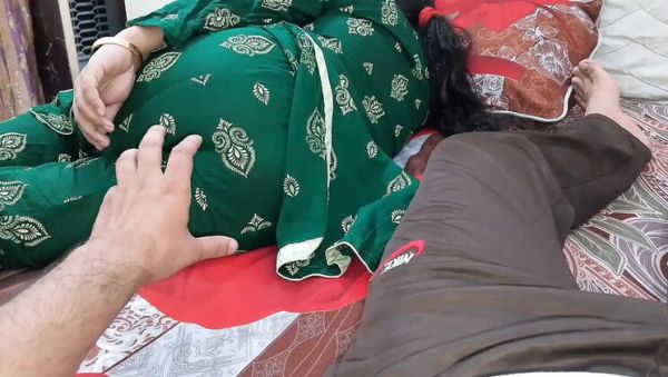 Watch uncensored clip called : Desi Stepmom QueenbeautyQB Hot Nude Sharing Bed - Big Tits Blowjob Creampie