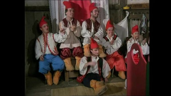 View the complete video of : Schneewittchen Full Movie German Vintage - Big Tits Anal Blowjob HD