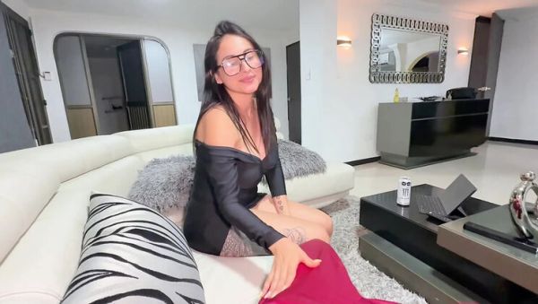 Play the HD scene titled : Jenifer Play's Steamy Sister-in-Law Sex Before Movie Date - Big Tits Teen Doggy Style POV