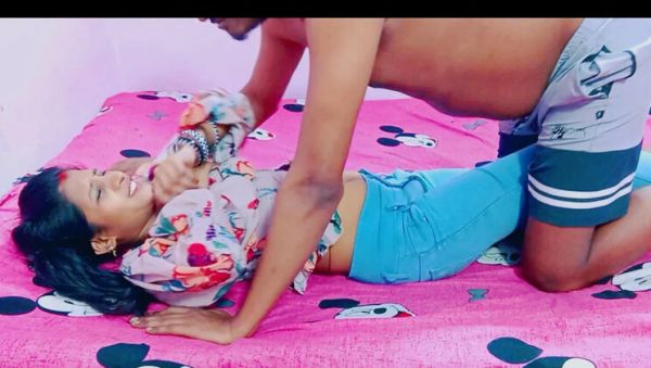 Stream hardcore scene titled : Desi Sasur Fucks Bahu in Private Room Oil Massage - Hardcore Indian Homemade Sex