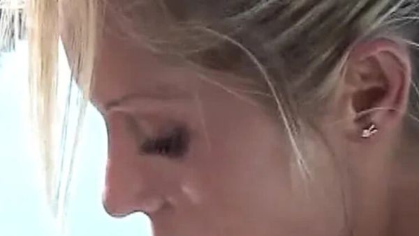 Play this HD clip of : French Amateur Threesome by Pool with Lisa Sparkle and Alexa Weix Sharing Big Dick