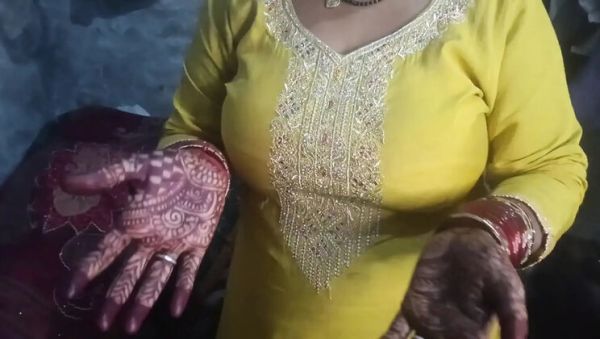 Enjoy watching this uncut clip named : Young Stepson Eats Stepmom's Pussy and Pounds Her Big Ass Hard - Hindi Audio