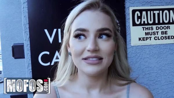 Watch the HD movie called : Blake Blossom Gets Hard Fuck from Neighbor in Cold Weather - Big Tits Blowjob POV