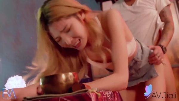 View the uncut movie titled : Decides To See A Medium To Help Turn Her Life Around With Sofia Takigawa, Wu Fangyi And Li Zhiyan