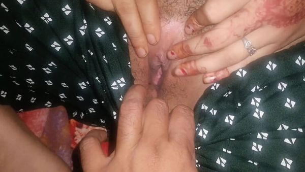 Watch the HD clip : Indian Desi Village Girl Night Hardcore Fucking XXX Video with Sabitabhabhi659