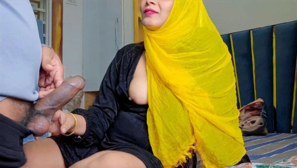 Enjoy watching the uncut clip of : Pinki Cute Indian Hijabi Stepmom Hard Doggystyle Fuck and Creampie on Big Ass