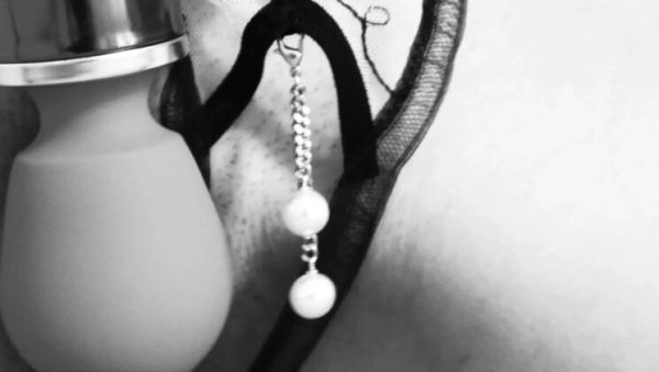 View this uncut scene : Amateur German Sex Tape with MagicJoelle89 - Big Tits Blowjob and Busty Boobs Action