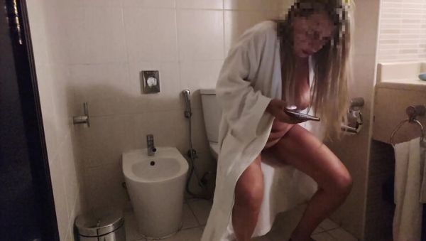 Play this uncensored clip named : Mature Wife Farfalla Solo Masturbation in Bathroom Cums Twice - Full HD Scene