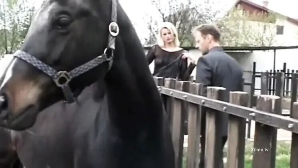 Enjoy watching this uncut scene of : Blonde Gets Double Penetration by Two Big Cocks Outdoor