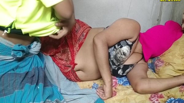 Stream the uncut clip titled : Dabar Hot Mlif Tamil Real Home - Village Bhabhi