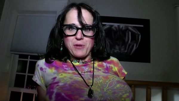 Stream the uncut video titled : Freya Von Doom Fists Suzy Wylde Hardcore Lesbian Domination