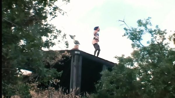 Watch this uncensored clip : Sierra Sinn Anal Fuck With Her 18 Year Old Butt Hole