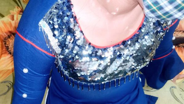 Play full movie : Amateur Teen Girlfriend Fucks in Missionary POV - Homemade Desi Sex