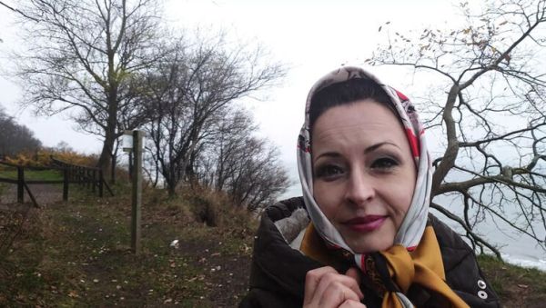 Play this HD clip titled : Wanilianna Squirts & Pee in Public Place Amateur MILF Stockings Solo