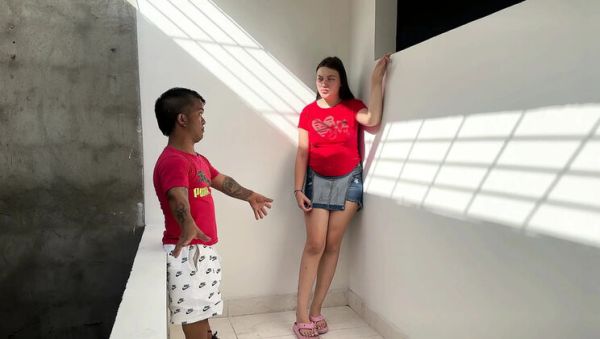 Play this uncut movie called : Dwarf Fucks Rich Pregnant Stepsister and Fills Her with Milk - Big Natural Tits Latina Teen