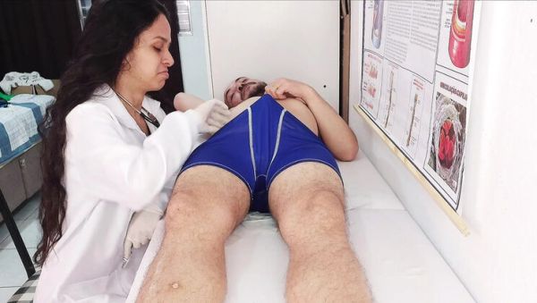 View this complete video named : Nurse Jennyferpimenta Gives Handjob To Patient's Big Cock Erection